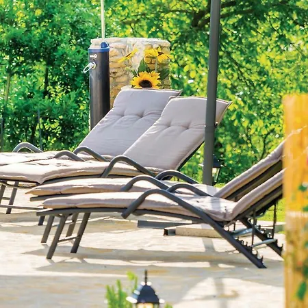Four Bedroom Holiday In Paradiz * Nedeščina